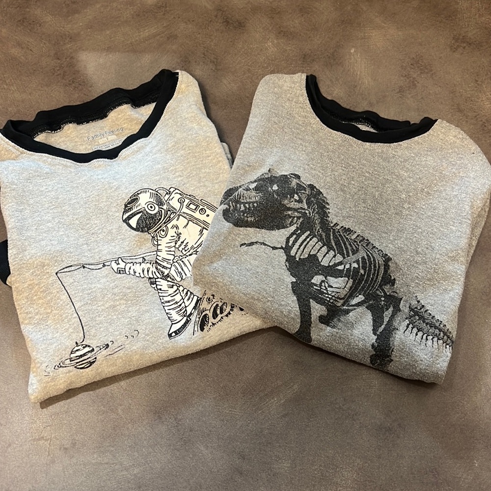 2 Family Feeling Boys Pajama Tops Size 7